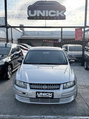 FIAT STILO 1.8 MPI CONNECT 16V GASOLINA 4P MANUAL FIAT STILO 1.8 MPI CONNECT 16V GASOLINA 4P MANUAL